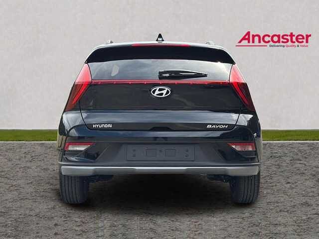 Hyundai BAYON 1.0 TGDi [90] Tech Line 5dr DCT Pearl - Phantom black