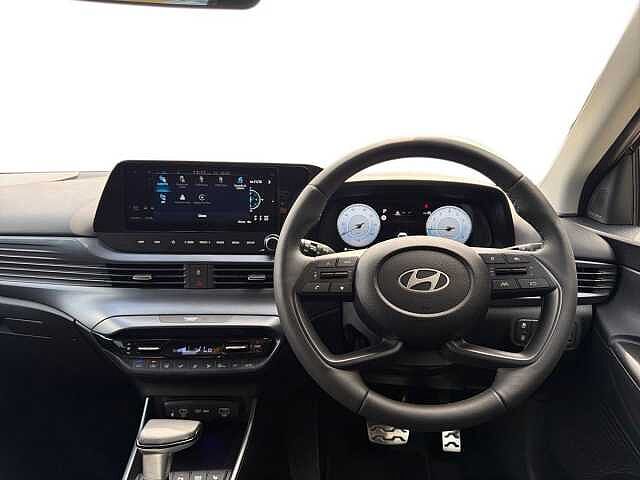 Hyundai BAYON 1.0 TGDi [90] Tech Line 5dr DCT Pearl - Phantom black