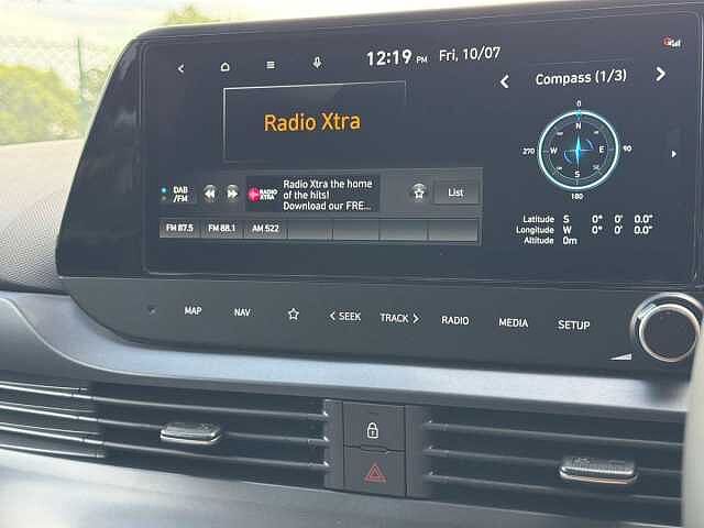 Hyundai BAYON 1.0 TGDi [90] Tech Line 5dr DCT Pearl - Phantom black