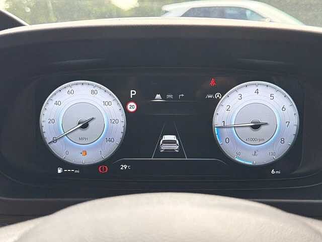Hyundai BAYON 1.0 TGDi [90] Tech Line 5dr DCT Pearl - Phantom black