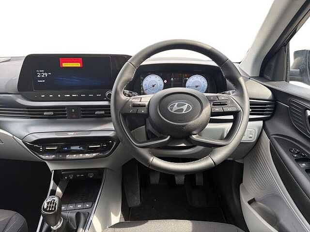 Hyundai I20 1.0T GDi 90 Tech Line 5dr Pearl - Phantom black