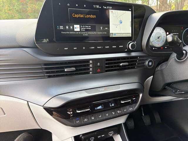 Hyundai I20 1.0T GDi 90 Tech Line 5dr Pearl - Dragon red