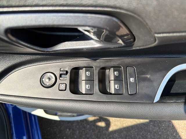 Hyundai I20 1.0T GDi 48V MHD Ultimate 5dr DCT Blue