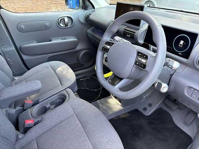 Hyundai INSTER 85kW Cross 49kWh 5dr Auto Jungle Khaki