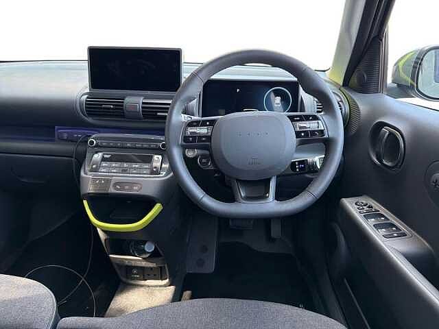 Hyundai INSTER 85kW Cross 49kWh 5dr Auto Jungle Khaki