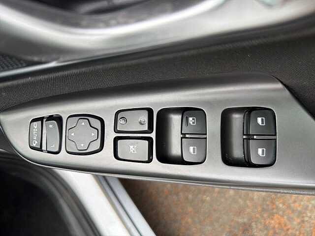 Hyundai KONA 1.6 GDi Hybrid Premium 5dr DCT