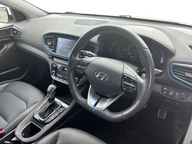 Hyundai IONIQ 1.6 GDi Hybrid Premium SE 5dr DCT