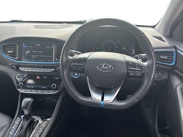 Hyundai IONIQ 1.6 GDi Hybrid Premium SE 5dr DCT