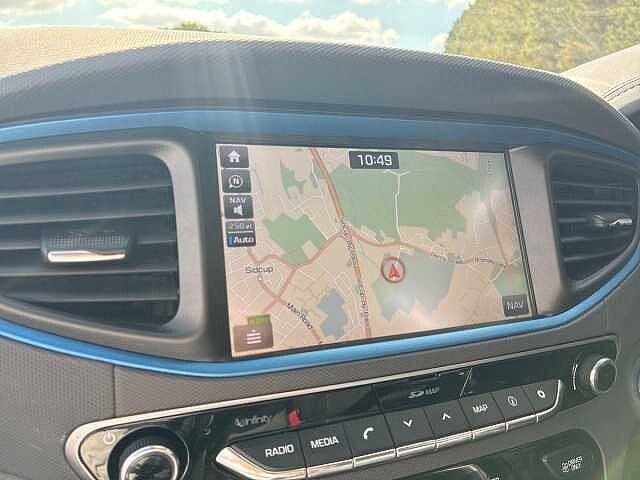 Hyundai IONIQ 1.6 GDi Hybrid Premium SE 5dr DCT