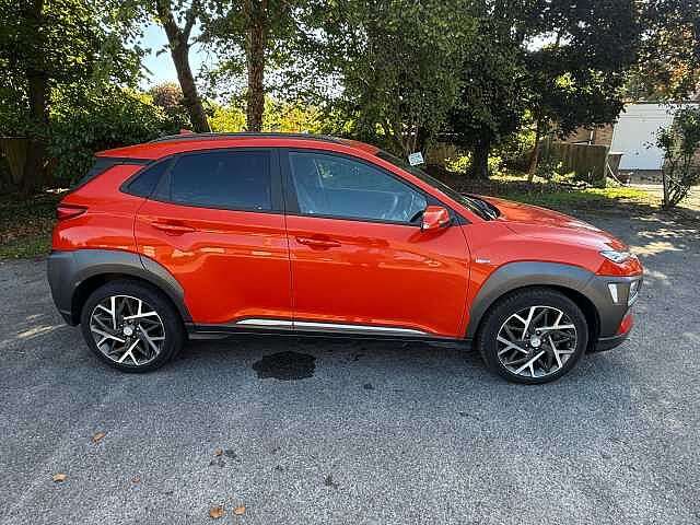 Hyundai KONA 1.6 h-GDi Premium SE SUV 5dr Petrol Hybrid DCT Euro 6 (s/s) (141 ps) Orange