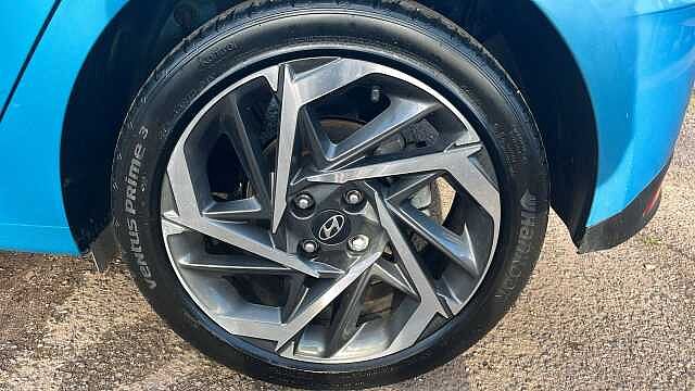 Hyundai I20 1.0 T-GDi MHEV Premium Hatchback 5dr Petrol Hybrid Manual Euro 6 (s/s) (100 ps) Aqua Turquoise