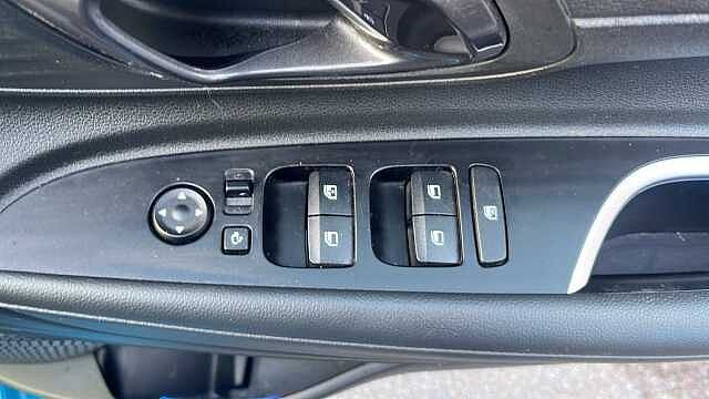 Hyundai I20 1.0 T-GDi MHEV Premium Hatchback 5dr Petrol Hybrid Manual Euro 6 (s/s) (100 ps) Aqua Turquoise