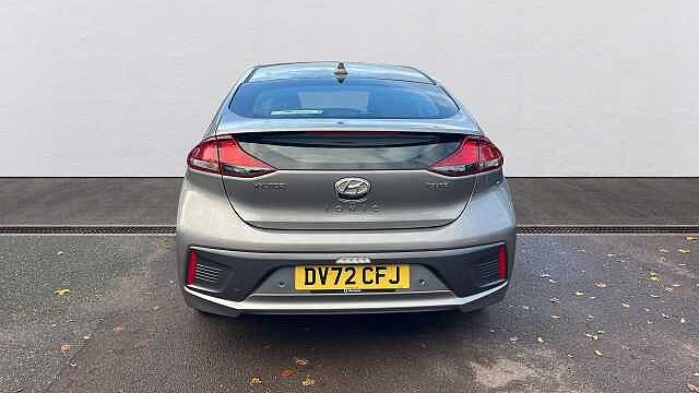Hyundai IONIQ 1.6 h-GDi SE Connect Hatchback 5dr Petrol Hybrid DCT Euro 6 (s/s) (141 ps)