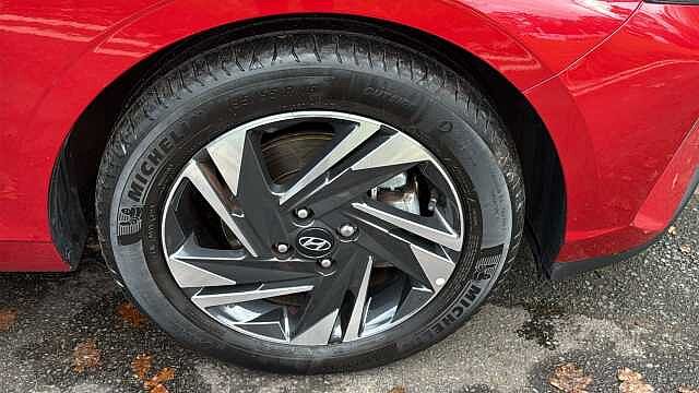 Hyundai i20 1.0 T-GDi MHEV SE Connect Hatchback 5dr Petrol Hybrid DCT Euro 6 (s/s) (100 ps)