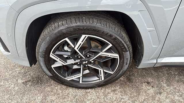 Hyundai TUCSON 1.6 T-GDi N Line S SUV 5dr Petrol Hybrid Auto Euro 6 (s/s) (215 ps) Grey