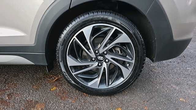 Hyundai TUCSON 2.0 CRDi Premium SE SUV 5dr Diesel Auto 4WD Euro 6 (s/s) (185 ps) Beige