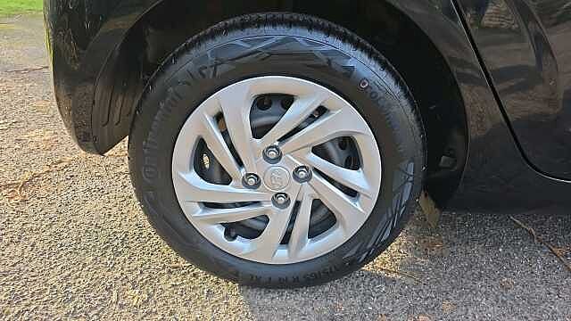 Hyundai i10 1.0 SE Hatchback 5dr Petrol Manual Euro 6 (s/s) (67 ps)