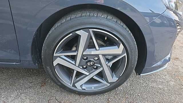 Hyundai i20 1.0 T-GDi Premium Hatchback 5dr Petrol DCT Euro 6 (s/s) (100 ps)