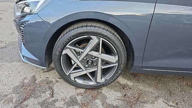 Hyundai i20 1.0 T-GDi Premium Hatchback 5dr Petrol DCT Euro 6 (s/s) (100 ps)