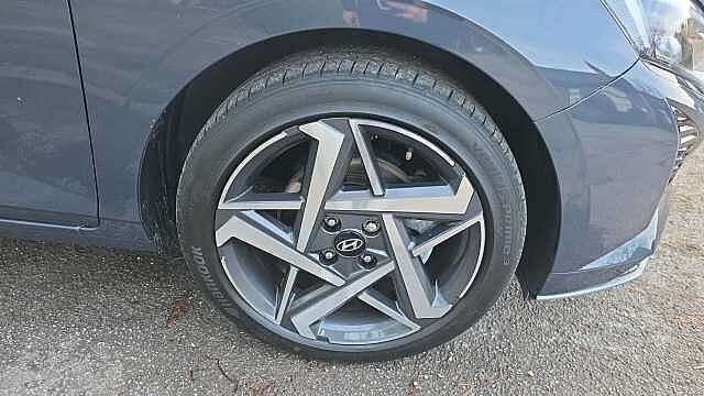 Hyundai i20 1.0 T-GDi Premium Hatchback 5dr Petrol DCT Euro 6 (s/s) (100 ps)