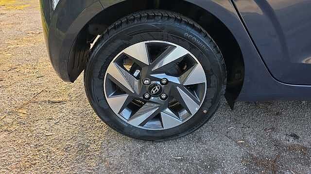 Hyundai i10 1.0 Advance Hatchback 5dr Petrol Auto Euro 6 (s/s) (67 ps)