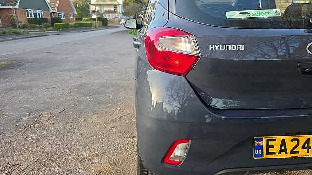 Hyundai i10 1.0 Advance Hatchback 5dr Petrol Auto Euro 6 (s/s) (67 ps)