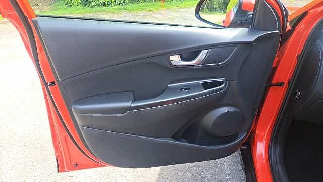 Hyundai KONA 1.0 T-GDi MHEV SE Connect SUV 5dr Petrol Hybrid Manual Euro 6 (s/s) (120 ps)