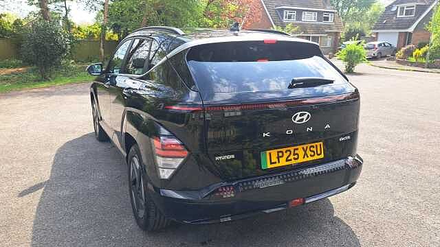 Hyundai KONA 65.4kWh Advance SUV 5dr Electric Auto (218 ps)