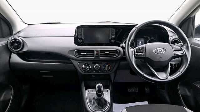 Hyundai i10 1.0 SE Connect Hatchback 5dr Petrol Auto Euro 6 (s/s) (67 ps)