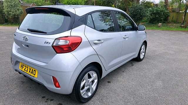 Hyundai i10 1.0 SE Connect Hatchback 5dr Petrol Auto Euro 6 (s/s) (67 ps)