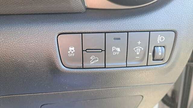 Hyundai KONA 1.0 T-GDi MHEV SE Connect SUV 5dr Petrol Hybrid Manual Euro 6 (s/s) (120 ps) Grey