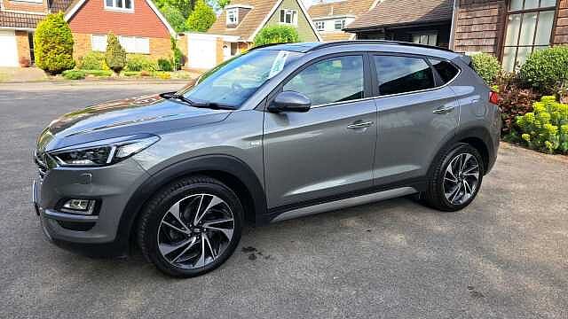 Hyundai TUCSON 2.0 CRDi MHEV Premium SE SUV 5dr Diesel Hybrid Auto 4WD Euro 6 (s/s) (185 ps)
