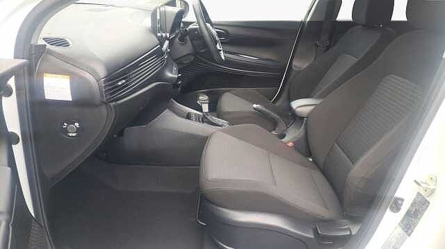 Hyundai I20 1.0 T-GDi MHEV Premium Hatchback 5dr Petrol Hybrid DCT Euro 6 (s/s) (100 ps) White