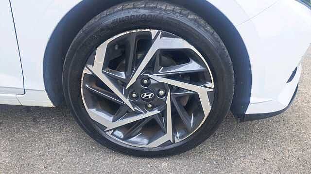 Hyundai I20 1.0 T-GDi MHEV Premium Hatchback 5dr Petrol Hybrid DCT Euro 6 (s/s) (100 ps) White