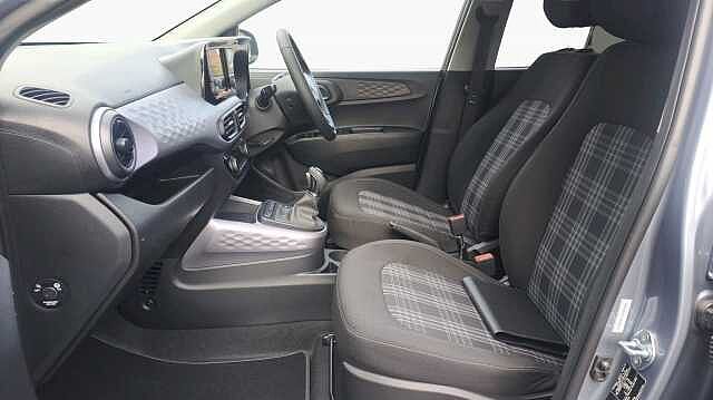 Hyundai i10 1.2 Premium Hatchback 5dr Petrol Auto Euro 6 (s/s) (79 ps)