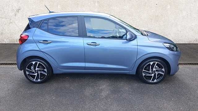 Hyundai i10 1.2 Premium Hatchback 5dr Petrol Auto Euro 6 (s/s) (79 ps)