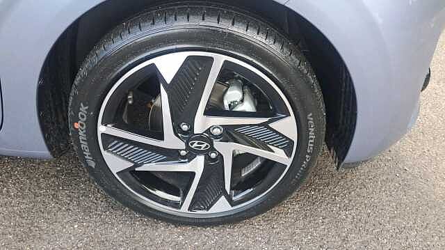 Hyundai i10 1.2 Premium Hatchback 5dr Petrol Auto Euro 6 (s/s) (79 ps)