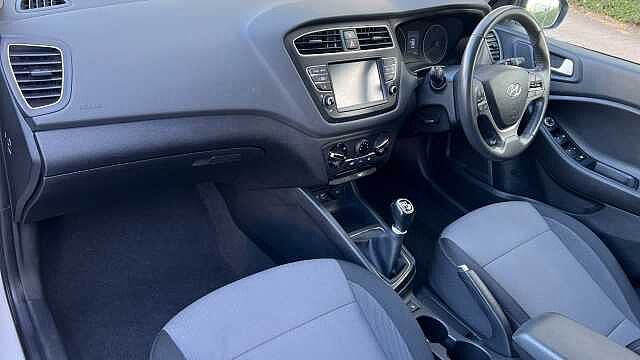 Hyundai i20 1.2 Play Hatchback 5dr Petrol Manual Euro 6 (s/s) (84 ps)