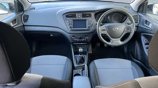 Hyundai i20 1.2 Play Hatchback 5dr Petrol Manual Euro 6 (s/s) (84 ps)