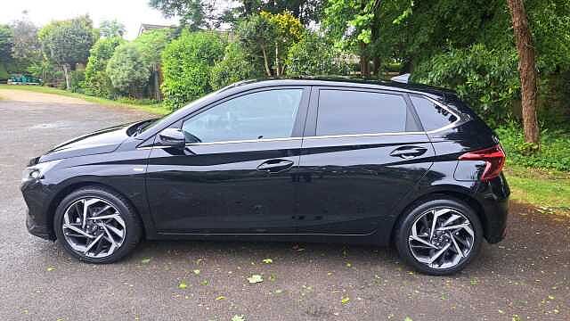 Hyundai i20 1.0 T-GDi MHEV Premium Hatchback 5dr Petrol Hybrid DCT Euro 6 (s/s) (100 ps)