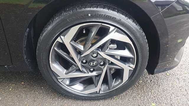Hyundai i20 1.0 T-GDi MHEV Premium Hatchback 5dr Petrol Hybrid DCT Euro 6 (s/s) (100 ps)