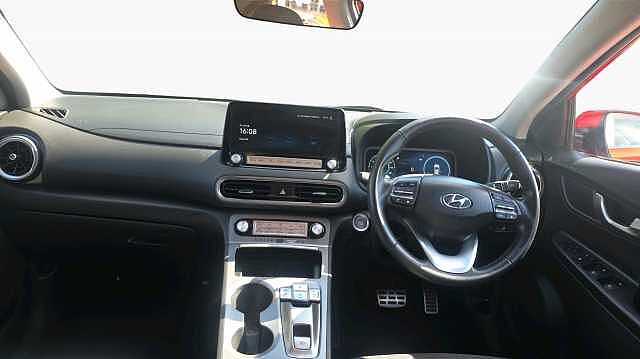 Hyundai KONA 39kWh SE Connect SUV 5dr Electric Auto (10.5kW Charger) (136 ps)