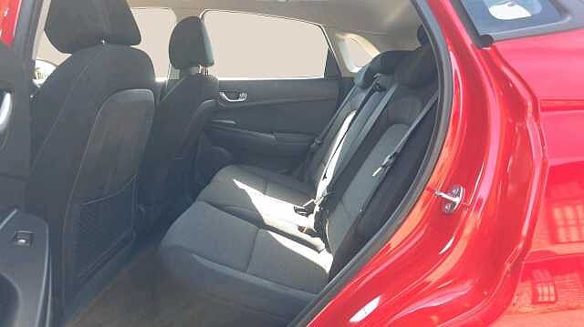 Hyundai KONA 39kWh SE Connect SUV 5dr Electric Auto (10.5kW Charger) (136 ps)
