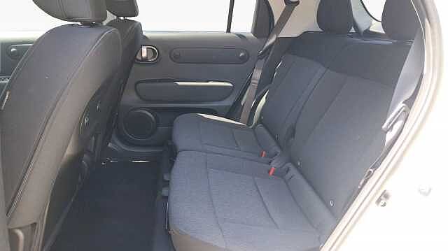 Hyundai INSTER Long Range 49kWh 02 SUV 5dr Electric Auto (115 ps) Natural Ivory