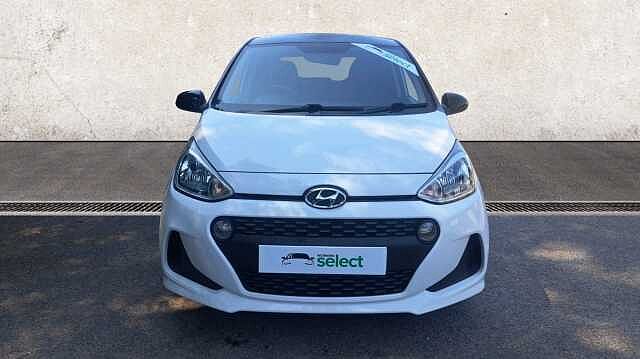 Hyundai I10 1.0 Play Hatchback 5dr Petrol Manual Euro 6 (67 ps) White