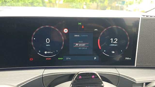 Hyundai Santa Fe 1.6T Ultimate SUV 5dr Petrol Hybrid Auto 4WD Euro 6 (s/s) (7Seat) (239 ps)