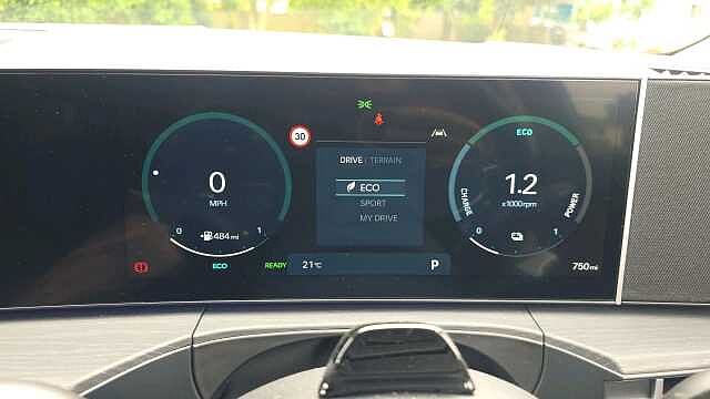 Hyundai Santa Fe 1.6T Ultimate SUV 5dr Petrol Hybrid Auto 4WD Euro 6 (s/s) (7Seat) (239 ps)