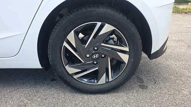 Hyundai i20 1.0 T-GDi MHEV SE Connect Hatchback 5dr Petrol Hybrid Manual Euro 6 (s/s) (100 p