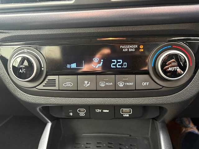 Hyundai I10 1.2 Premium Hatchback 5dr Petrol Manual Euro 6 (s/s) (79 ps) Grey