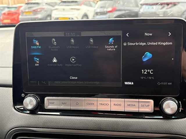 Hyundai KONA 64kWh Premium SUV 5dr Electric Auto (10.5kW Charger) (204 ps) Black